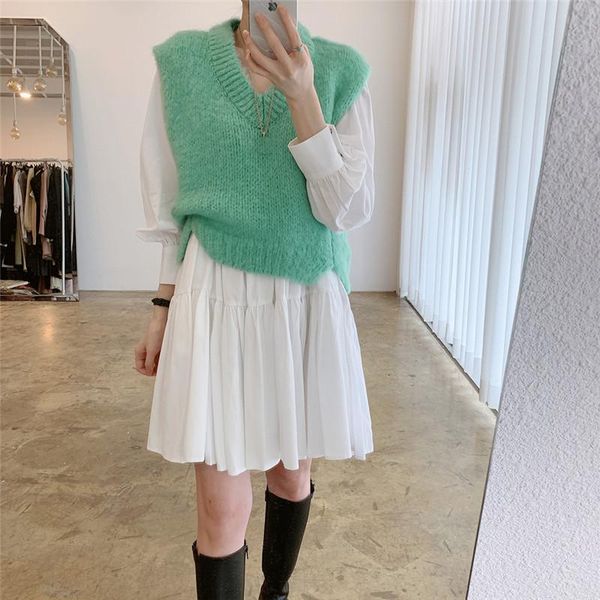 women's vests solid v-neck simple minimalist candy colors knitted vest winter soft comfort all-match chic knitwear sweet outgoing stree, Black;white
women's vests solid v-neck simple minimalist candy colors knitted vest winter soft comfort all-match chic knitwear sweet outgoing stree, Black;white