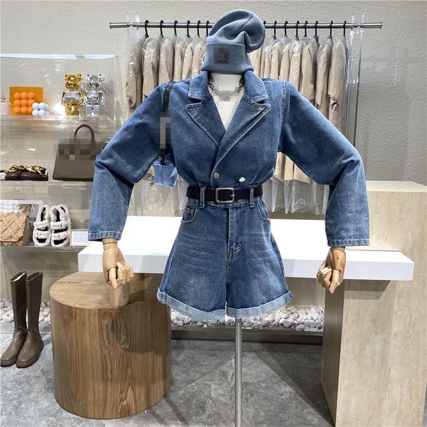 brand original design 2021 retro hong kong casual handsome wide-leg shorts jumpsuits women's tracksuits, Gray
brand original design 2021 retro hong kong casual handsome wide-leg shorts jumpsuits women's tracksuits, Gray