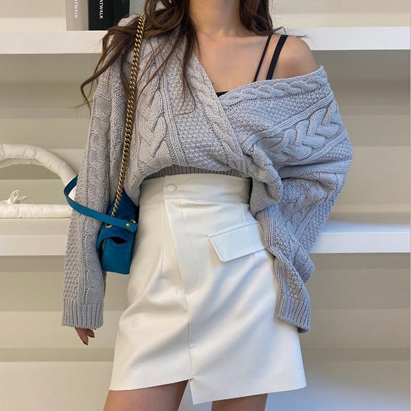 women's sweaters korean style chic v neck sweater women elegant vintage loose casual autumn 2021 knit all match sweet fashion pull fem, White;black
women's sweaters korean style chic v neck sweater women elegant vintage loose casual autumn 2021 knit all match sweet fashion pull fem, White;black
