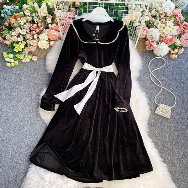casual dresses autumn winter women black velvet party dress with sashes turn-down collar long sleeve a-line vestidos fashion robe 2021, Black;gray
casual dresses autumn winter women black velvet party dress with sashes turn-down collar long sleeve a-line vestidos fashion robe 2021, Black;gray