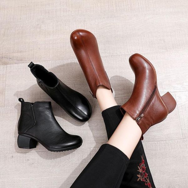 boots yaerni autumn winter women genuine leather thick heels ankle for retro shoes warm zipper short1 ag75, Black
boots yaerni autumn winter women genuine leather thick heels ankle for retro shoes warm zipper short1 ag75, Black