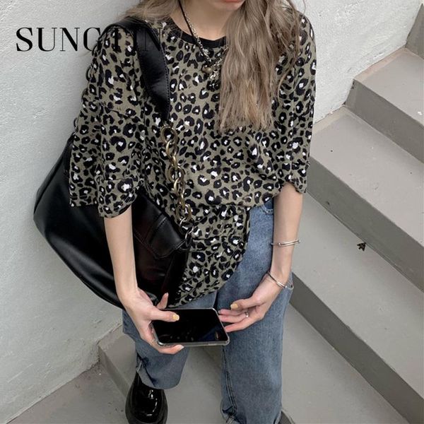 women's t-shirt sungtin leopard o neck loose short women summer oversized regular sleeve basis casual streetwear korean fashion, White
women's t-shirt sungtin leopard o neck loose short women summer oversized regular sleeve basis casual streetwear korean fashion, White
