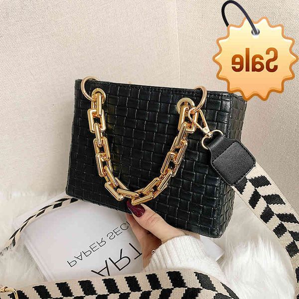 spring and summer big bag women's trend 2021 chain princess diana large capacity foreign style hand texture messenger single
spring and summer big bag women's trend 2021 chain princess diana large capacity foreign style hand texture messenger single