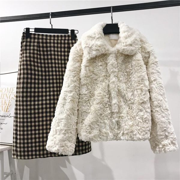 women's fur & faux 2021 real white coat fashion genuine lamb wool elegant korean version girls wear short lapel, Black
women's fur & faux 2021 real white coat fashion genuine lamb wool elegant korean version girls wear short lapel, Black