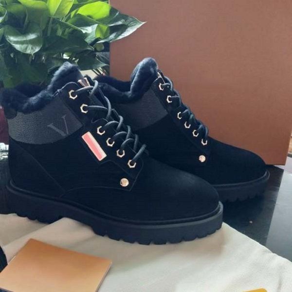 classics winter snow boots real fur slides leather waterproof warm knee high boot fashion booties with box by shoe10 32, Black
classics winter snow boots real fur slides leather waterproof warm knee high boot fashion booties with box by shoe10 32, Black