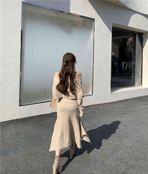 dresses flat colla slim fit irregular knitted chic french style elegant temperament autumn winter es women, Black;gray
dresses flat colla slim fit irregular knitted chic french style elegant temperament autumn winter es women, Black;gray