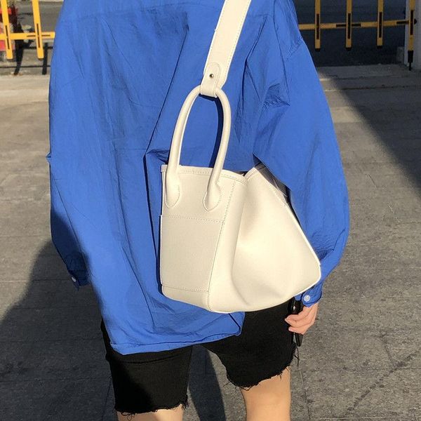 cross body fashion women bucket bag soft pu leather ladies single shoulder underarm bags simple design female large capacity handbags
cross body fashion women bucket bag soft pu leather ladies single shoulder underarm bags simple design female large capacity handbags