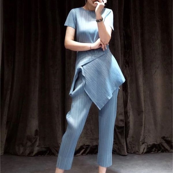 women's two piece pants high-quality pleated straight folded split + short sleeve round neck irregular set 3dbq, White
women's two piece pants high-quality pleated straight folded split + short sleeve round neck irregular set 3dbq, White