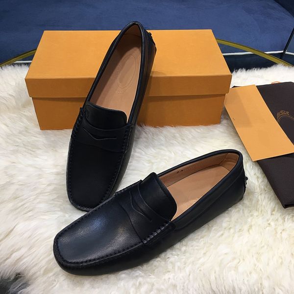 personality and fashion trend popular luxury designer sneakers slip-on shoes real leather leisure designer shoes size 38-45, Black
personality and fashion trend popular luxury designer sneakers slip-on shoes real leather leisure designer shoes size 38-45, Black