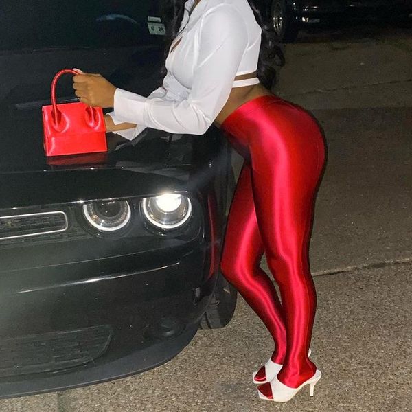 yoga outfit 2021 casual pants gym bright silk push up leggings fitness sports step on socks women clothing body building entertainment
yoga outfit 2021 casual pants gym bright silk push up leggings fitness sports step on socks women clothing body building entertainment