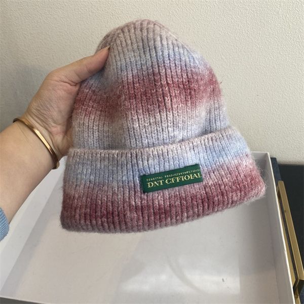 signature fashion personality color matching fashion hat simple and versatile rabbit hair pullover hat autumn and winter fashionable foreign, Blue;gray
signature fashion personality color matching fashion hat simple and versatile rabbit hair pullover hat autumn and winter fashionable foreign, Blue;gray