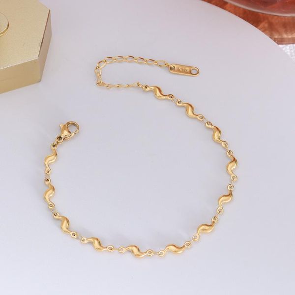 link, chain stainless steel gold color bracelets women accessories wholesale 2021 arrivals chili bangles, Black
link, chain stainless steel gold color bracelets women accessories wholesale 2021 arrivals chili bangles, Black