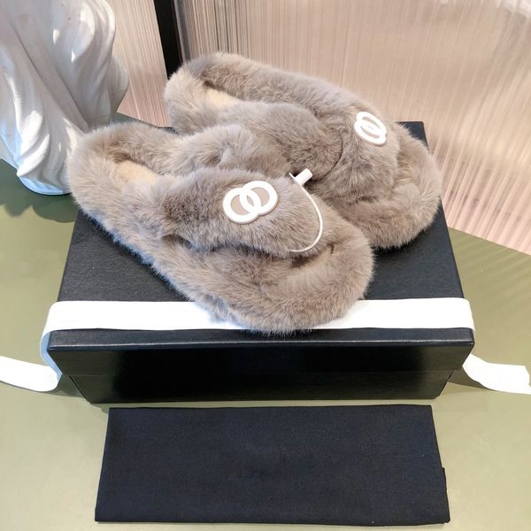 women shoes luxury slippers enameled triangles designer shoes wool slides crossover furry slide with original box shoe fashion womens sandal, Red;white
women shoes luxury slippers enameled triangles designer shoes wool slides crossover furry slide with original box shoe fashion womens sandal, Red;white