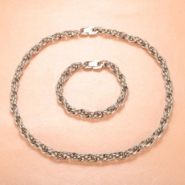 earrings & necklace fashion stainless steel twist chain d-shaped double buckle titanium men and women thick bracelet jewelry set, Silver
earrings & necklace fashion stainless steel twist chain d-shaped double buckle titanium men and women thick bracelet jewelry set, Silver