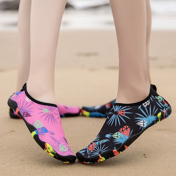 70% off factory online upstream shoes men's and women's seaside wave treading swimming anti pricking comfortable breathable parent, Black
70% off factory online upstream shoes men's and women's seaside wave treading swimming anti pricking comfortable breathable parent, Black