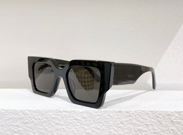 large black sunglasses grey dark lens sunnies men fashion sun glasses occhiali da sole uv/400 protection eyewear summer with box, White;black
large black sunglasses grey dark lens sunnies men fashion sun glasses occhiali da sole uv/400 protection eyewear summer with box, White;black