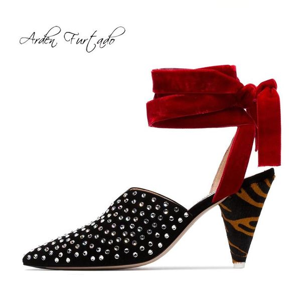 summer 2021 fashion women's shoes sandals elegant pointed toe party crystal rhinestone leopard cone heels mules 41 43, Black
summer 2021 fashion women's shoes sandals elegant pointed toe party crystal rhinestone leopard cone heels mules 41 43, Black