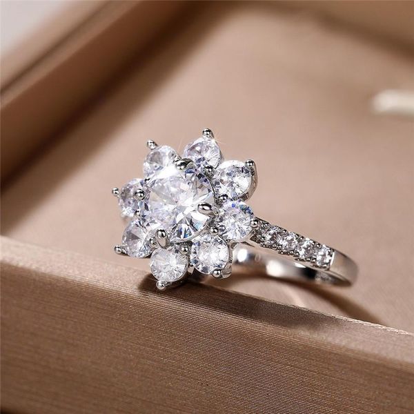 wedding rings huitan romantic engagement for women flower design ring with dazzling cz stone high-quality silver color statement jewelry, Slivery;golden
wedding rings huitan romantic engagement for women flower design ring with dazzling cz stone high-quality silver color statement jewelry, Slivery;golden