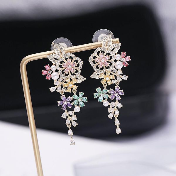 dangle & chandelier elegant colorful crystal flower drop earrings for women party dress accessories, fashion wedding earings female jewelry, Silver
dangle & chandelier elegant colorful crystal flower drop earrings for women party dress accessories, fashion wedding earings female jewelry, Silver