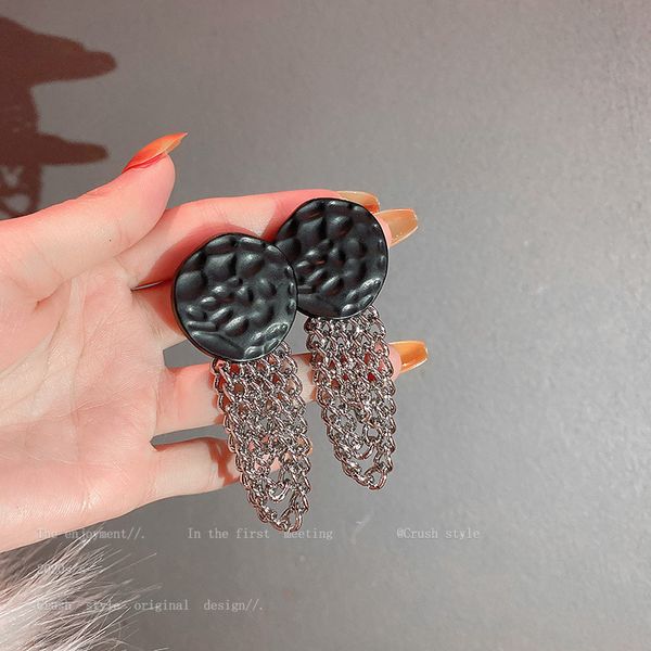 925 silver needle acrylic irregular round chain tassel earrings simple fashion temperament earrings
925 silver needle acrylic irregular round chain tassel earrings simple fashion temperament earrings