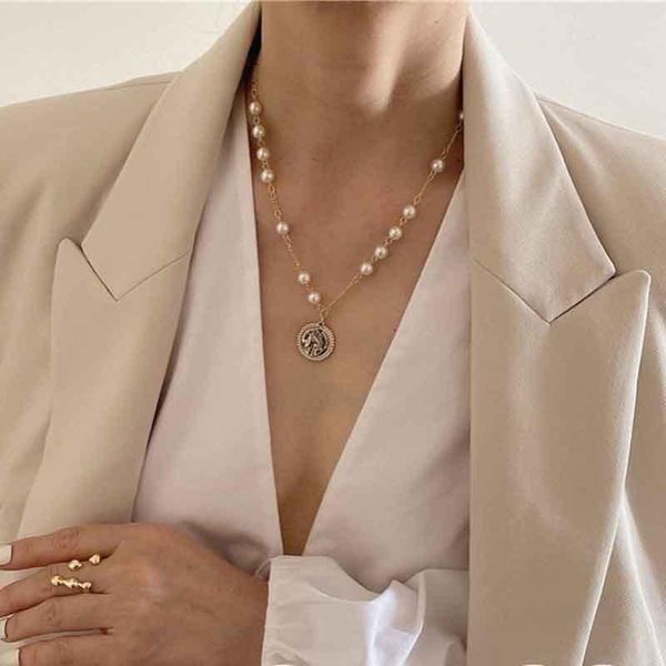 chains trend creative imitation pearl necklace retro personality hip-hop portrait coin asymmetric high-quality women's jewelry, Silver
chains trend creative imitation pearl necklace retro personality hip-hop portrait coin asymmetric high-quality women's jewelry, Silver
