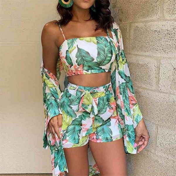 summer boho 3pcs floral womens tracksuits print cardigan blouse crop shorts lady holiday beach 3 pieces set casual sets, Gray
summer boho 3pcs floral womens tracksuits print cardigan blouse crop shorts lady holiday beach 3 pieces set casual sets, Gray