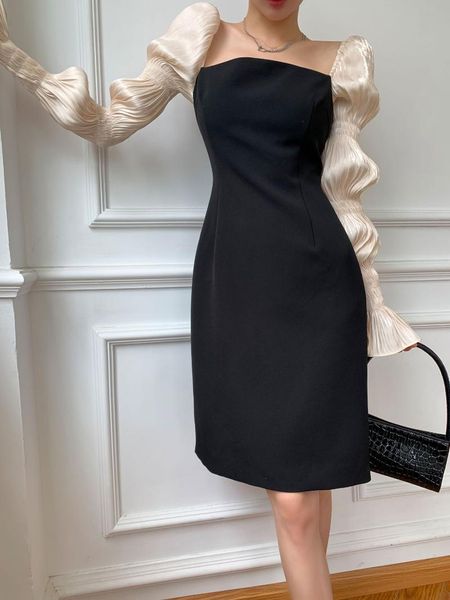 casual dresses 2021 autumn vintage square collar women mini dress club party robes vestidos brand design long sleeve korean lady, Black;gray
casual dresses 2021 autumn vintage square collar women mini dress club party robes vestidos brand design long sleeve korean lady, Black;gray