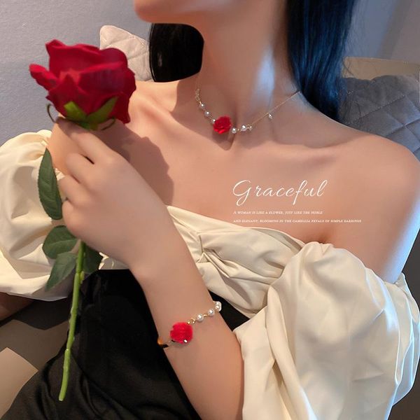 chokers korean fashion girl jewelry summer pearl red rose flower necklace high sense temperament engagement party chocker for women., Golden;silver
chokers korean fashion girl jewelry summer pearl red rose flower necklace high sense temperament engagement party chocker for women., Golden;silver