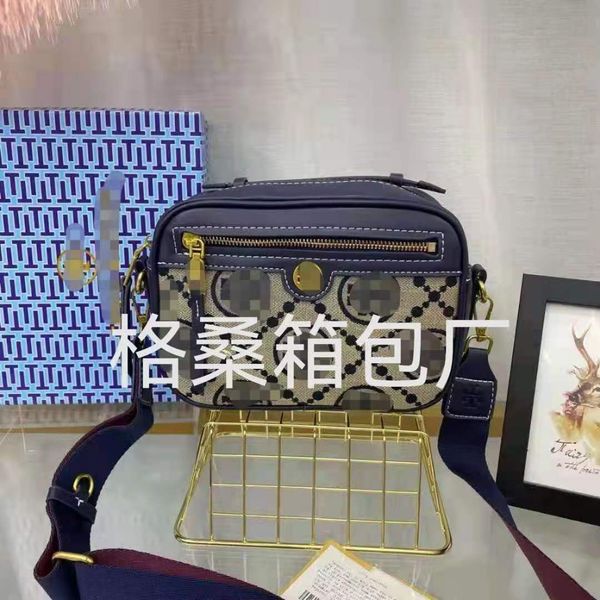 luxury handbags 2021 early autumn new jacquard canvas single shoulder oblique cross tide three colors optional high-quality women's bag
luxury handbags 2021 early autumn new jacquard canvas single shoulder oblique cross tide three colors optional high-quality women's bag