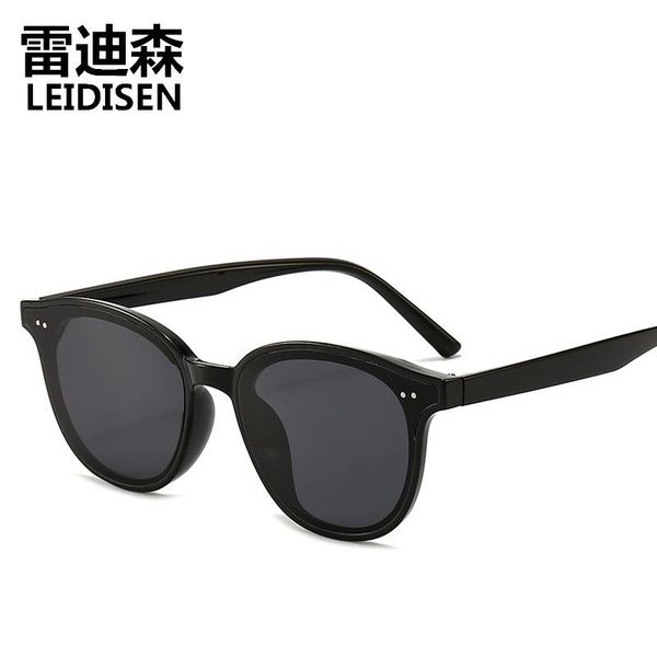 sunglasses 2021 classic men's brand design men women driver shades male vintage sun glasses spuare mirror summer 5515, White;black
sunglasses 2021 classic men's brand design men women driver shades male vintage sun glasses spuare mirror summer 5515, White;black