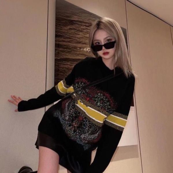 brand sweaters designer brand women's original label autumn and winter new trend weedy clothes design feeling soft waxy texture coat fo, White;black
brand sweaters designer brand women's original label autumn and winter new trend weedy clothes design feeling soft waxy texture coat fo, White;black