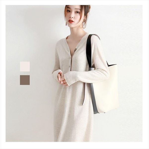 beliarst autumn and winter womens dress large size long section cashmere pullover wool knit loose v neck sweater, Black;gray
beliarst autumn and winter womens dress large size long section cashmere pullover wool knit loose v neck sweater, Black;gray