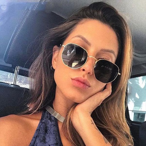 Vintage Small Square Sunglasses Women Fashion Polygon Design Ladies Metal Frame Ocean Color Mirror Retro Black, White;black
Vintage Small Square Sunglasses Women Fashion Polygon Design Ladies Metal Frame Ocean Color Mirror Retro Black, White;black