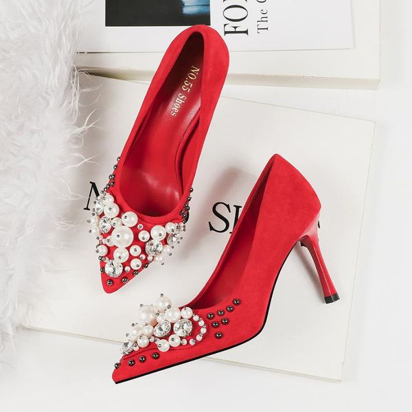 dress shoes luxury ladies suede pearl rhinestone fine high heels women pumps pointed shallow mouth party zapatos de mujer, Black
dress shoes luxury ladies suede pearl rhinestone fine high heels women pumps pointed shallow mouth party zapatos de mujer, Black