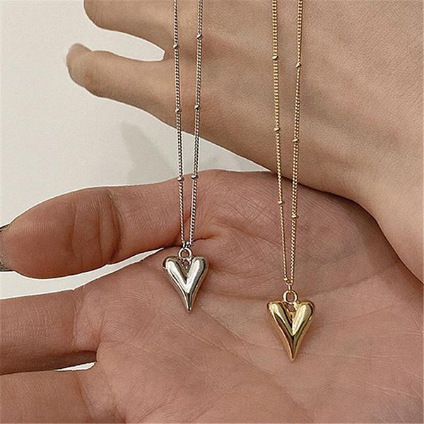 chokers 2021 chic romantic heart pendant necklaces for women gifts simple casual love fashion jewelry, Golden;silver
chokers 2021 chic romantic heart pendant necklaces for women gifts simple casual love fashion jewelry, Golden;silver