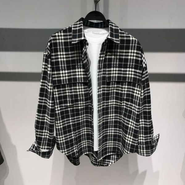 men's casual shirts 2021 autumn winter plaid shirt hi quality wool long sleeve loose black white cotton checked male clothes, White;black
men's casual shirts 2021 autumn winter plaid shirt hi quality wool long sleeve loose black white cotton checked male clothes, White;black