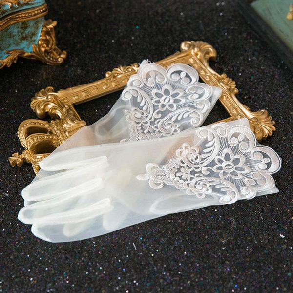 bridal gloves lace short white and ivory finger fashion flower girl bridesmaid women lady dancing party performance mittens
bridal gloves lace short white and ivory finger fashion flower girl bridesmaid women lady dancing party performance mittens