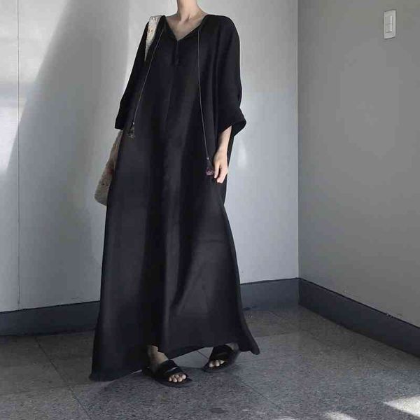 spring korean retro niche v-neck loose casual middle-sleeved dark style dress large robe super long 210429, Black;gray
spring korean retro niche v-neck loose casual middle-sleeved dark style dress large robe super long 210429, Black;gray