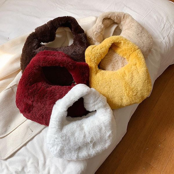 evening bags faux fur bag women winter ladies elegant solid female handbag simple all-match soft plush hairy baguette
evening bags faux fur bag women winter ladies elegant solid female handbag simple all-match soft plush hairy baguette