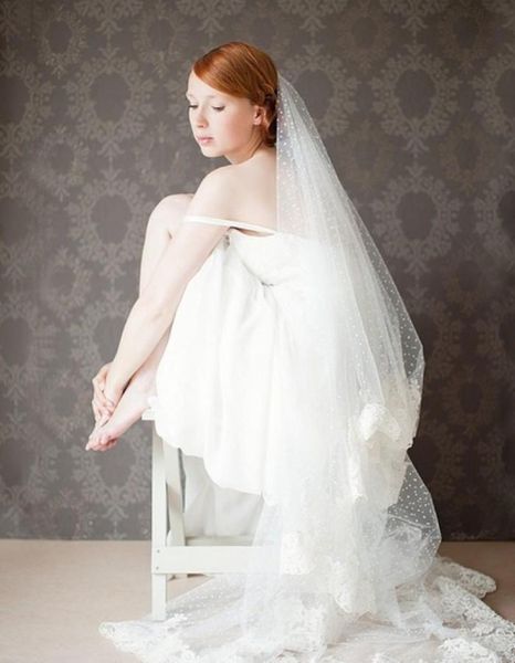bridal veils two-layer lace applique edge comb waltz veil  wedding veil 2.5 meters white ivory, Black
bridal veils two-layer lace applique edge comb waltz veil  wedding veil 2.5 meters white ivory, Black