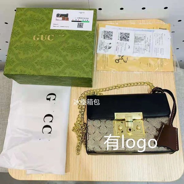 new pu old flower padloc chain lock in autumn 2021, moon light treasure box, diagonal cross bag
new pu old flower padloc chain lock in autumn 2021, moon light treasure box, diagonal cross bag