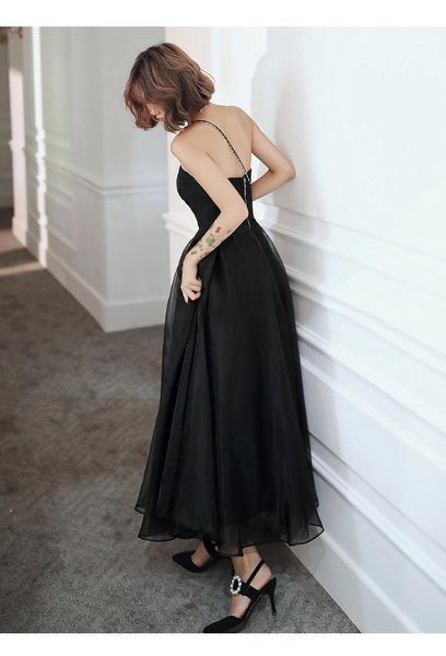casual dresses atmospheric black dress female aura banquet 2021 high-end queen 18 to 25 sleeveless, Black;gray
casual dresses atmospheric black dress female aura banquet 2021 high-end queen 18 to 25 sleeveless, Black;gray