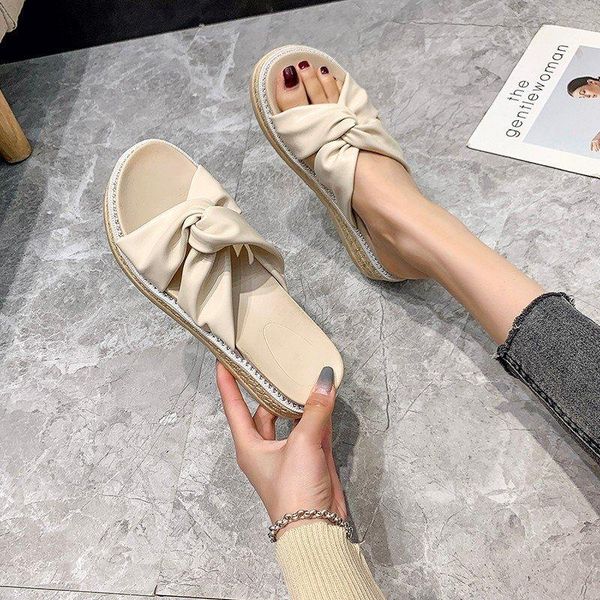 slippers casual glitter slides female shoes low platform luxury jelly 2021 soft rubber fashion crystal fabric basic pu rome leis, Black 
slippers casual glitter slides female shoes low platform luxury jelly 2021 soft rubber fashion crystal fabric basic pu rome leis, Black