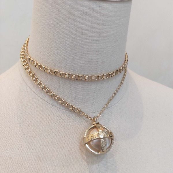 2022 round ball shape pendant necklace in 18k gold plated with pearl beads for women wedding jewelry gift have box stamp ps7123, Silver
2022 round ball shape pendant necklace in 18k gold plated with pearl beads for women wedding jewelry gift have box stamp ps7123, Silver