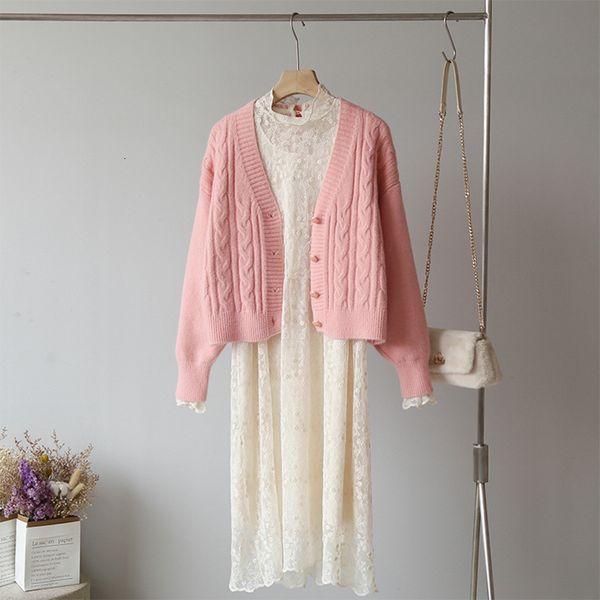 casual dresses lace embroidered floral women's long dress stand collar flare sleeve female spring korean sweet ladies vestidos 8o2, Black;gray
casual dresses lace embroidered floral women's long dress stand collar flare sleeve female spring korean sweet ladies vestidos 8o2, Black;gray