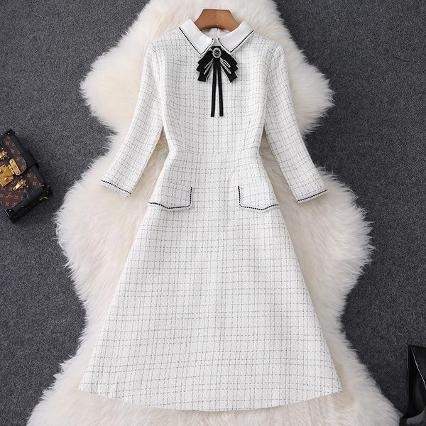 women's dress in early autumn 2021 with western style stitching and high waist zipper cover casual dresses, Black;gray
women's dress in early autumn 2021 with western style stitching and high waist zipper cover casual dresses, Black;gray