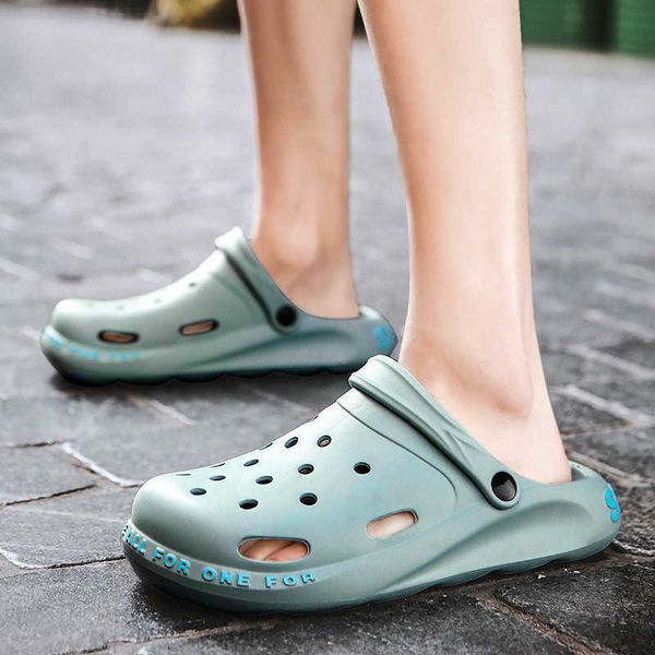 2021 summer new lovers sandals large size beach hole shoes thick soled hollow out breathable slippers for men, Black
2021 summer new lovers sandals large size beach hole shoes thick soled hollow out breathable slippers for men, Black