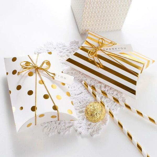 ins wind high-grade bronzing creative small gift ppackaging box custom wedding candy pillow rectangular snack elegant luxury wrap
ins wind high-grade bronzing creative small gift ppackaging box custom wedding candy pillow rectangular snack elegant luxury wrap