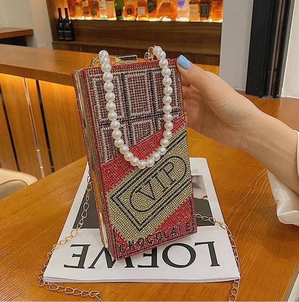 factory wholesale women handbag elegant pearl chain bag european and american diamond hard box bags fashion contrast beads handbags
factory wholesale women handbag elegant pearl chain bag european and american diamond hard box bags fashion contrast beads handbags