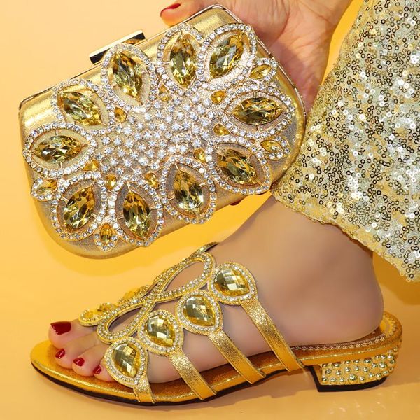 decorated with rhinestone shoes and bag set italian design matching african for wedding party dress, Black
decorated with rhinestone shoes and bag set italian design matching african for wedding party dress, Black